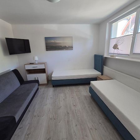 Dom Przy Plazy Apartment Дзвиржино Екстериор снимка